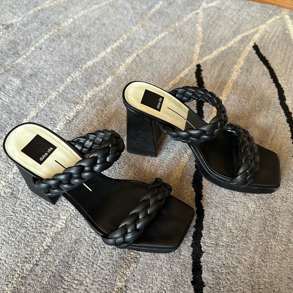 Dolce Vita paily sandle